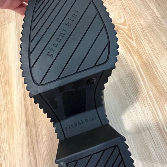 GIANNI BINI Black Platform Booties Size 6.5 - Picture 11 of 12